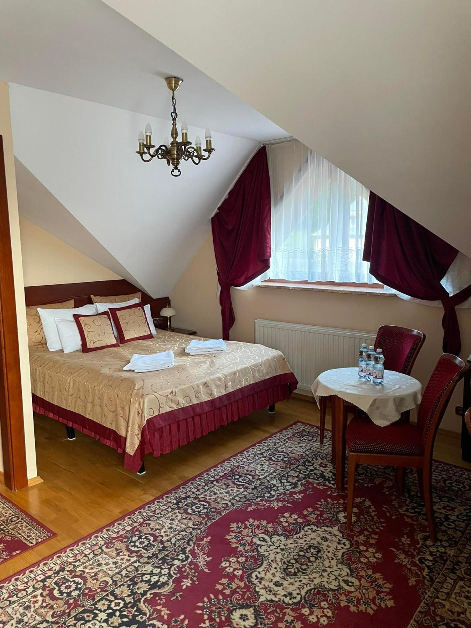 Pensjonat Szach Krynica-Zdrój Extérieur photo